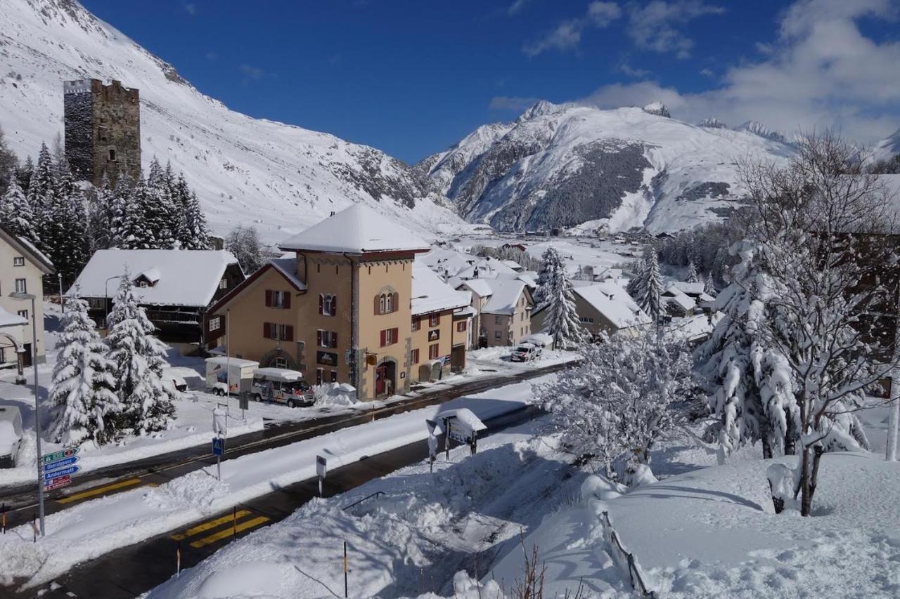 Sust Lodge Am Gotthard Хоспенталь Экстерьер фото