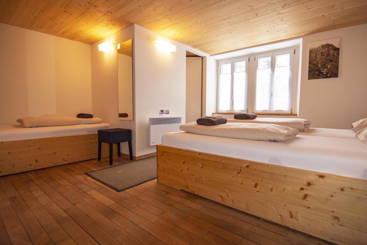 Sust Lodge Am Gotthard Хоспенталь Экстерьер фото