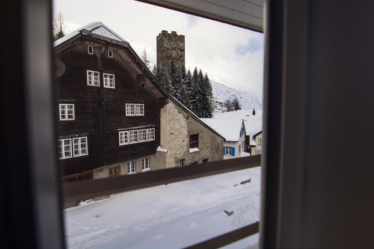 Sust Lodge Am Gotthard Хоспенталь Экстерьер фото